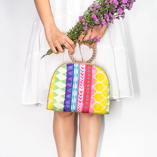 Vibrant Vogue
